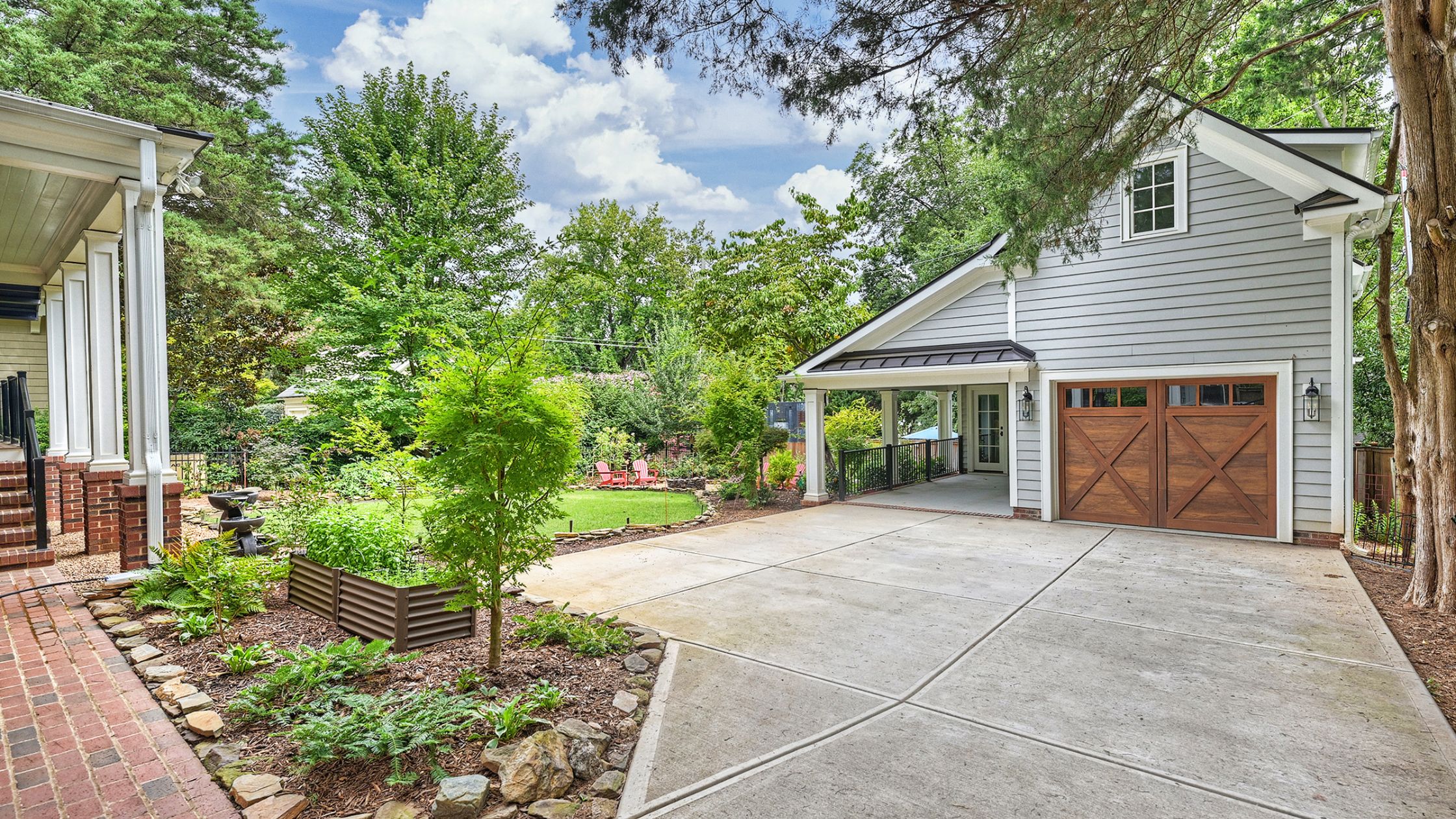 Garage and Carriage House Ideas for Your Charlotte, NC Home, image size:2240x1260